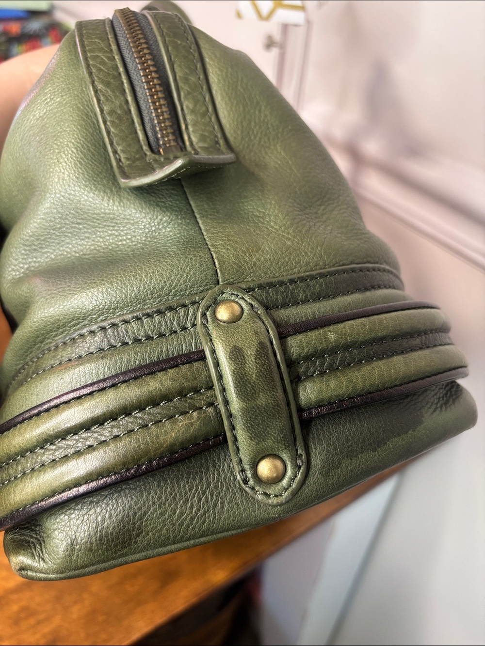π₯Cole Haan Vintage green leather satchel with a structured, top handle design - Picture 6 of 16